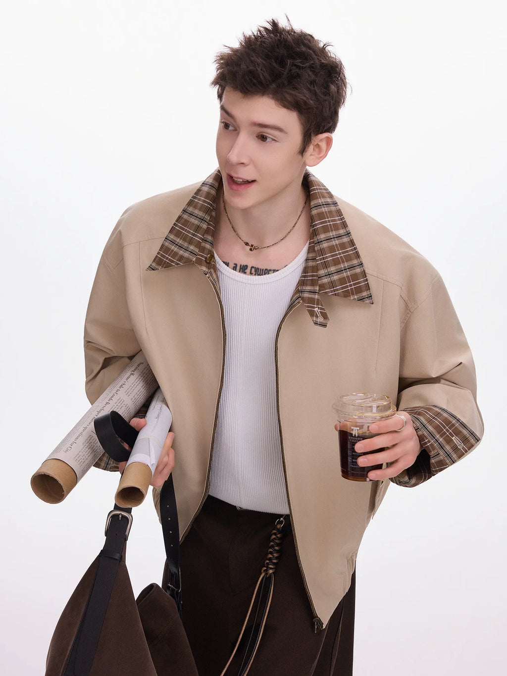 CHOR Wears A Plaid Casual Jacket on Both Sides