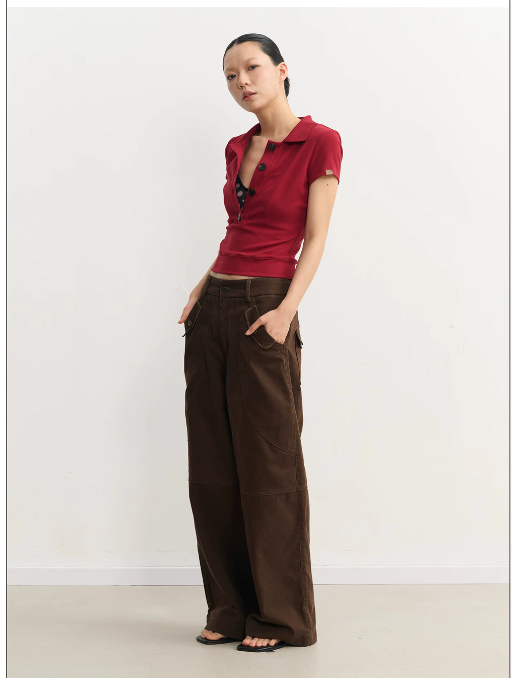 LINY LIBERTY Vintage V-neck Slim Waist and Thin Tee