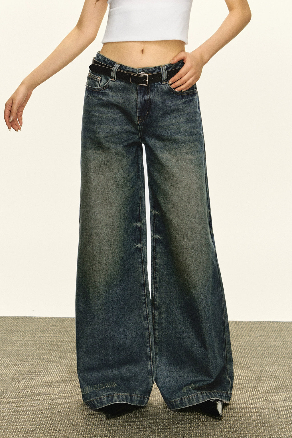 Ariseism Vintage Washed Jeans