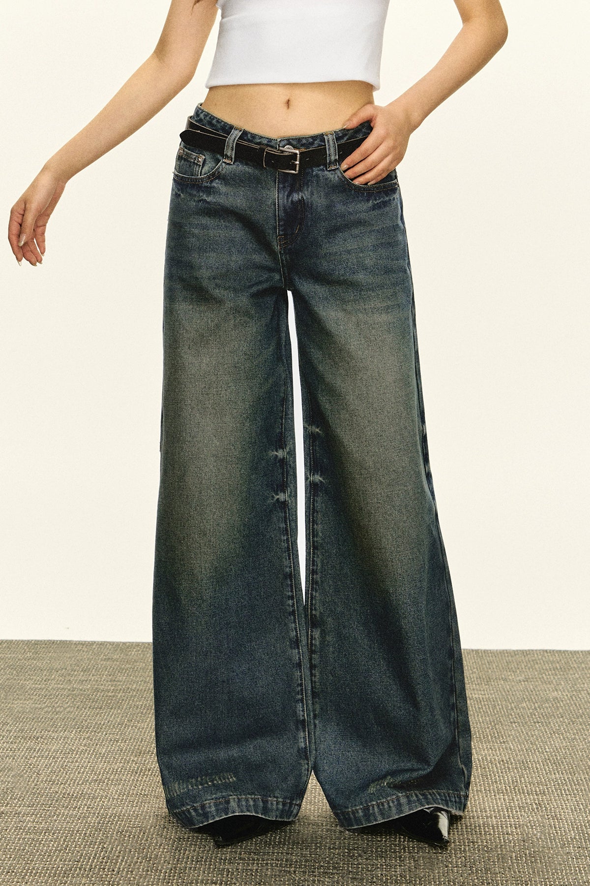 Ariseism Vintage Washed Jeans