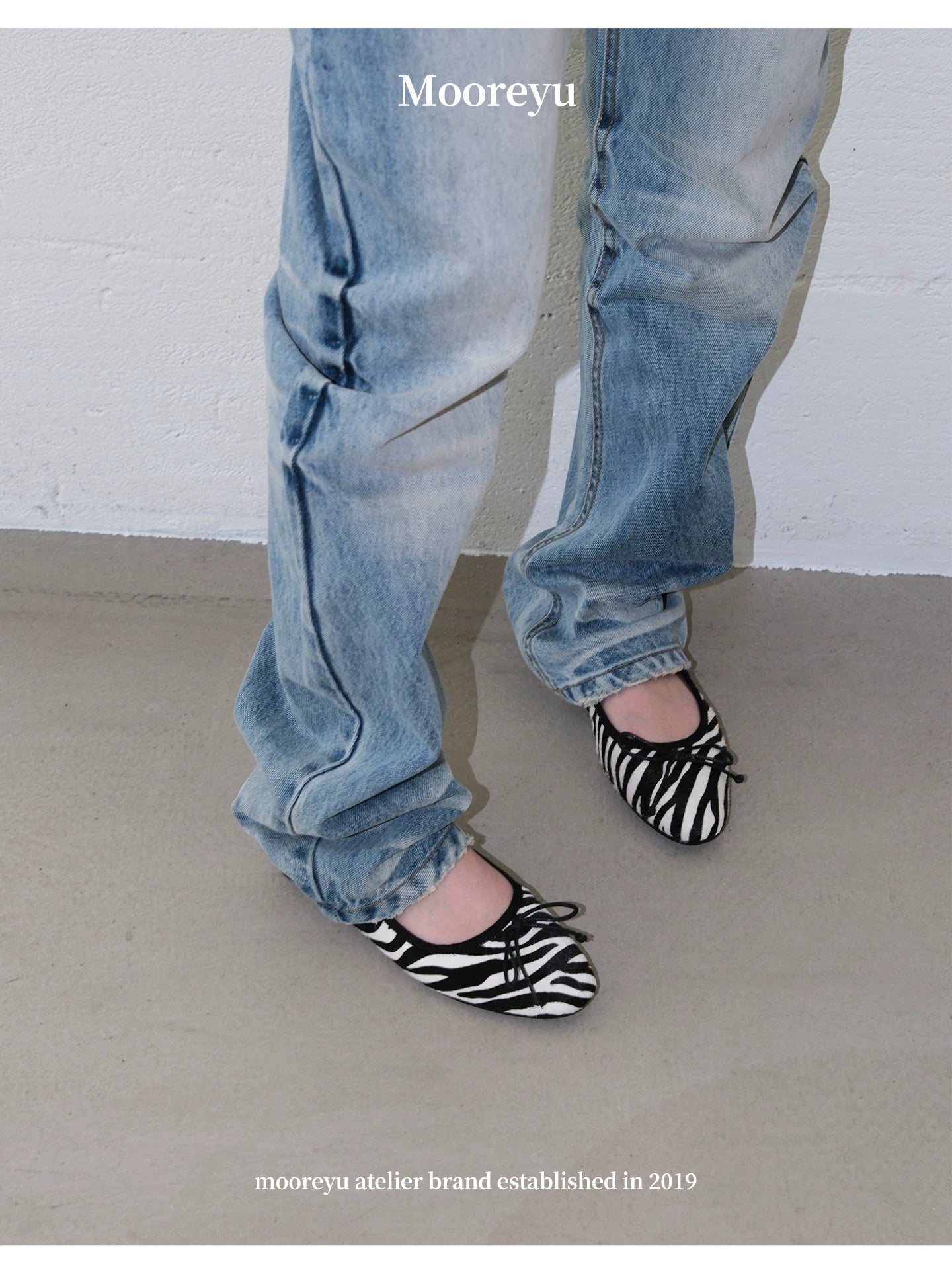 Mooreyu Bow Round Head Shallow Mouth Flats