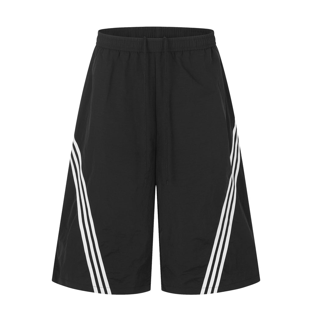 11KN Loose and Versatile Three-bar Sports and Leisure Shorts