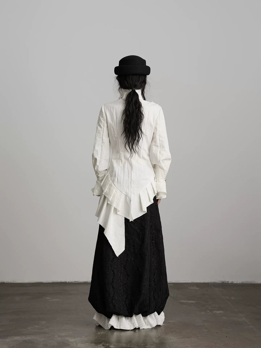 INDULGE Asymmetrical Waist Long-sleeved Shirt
