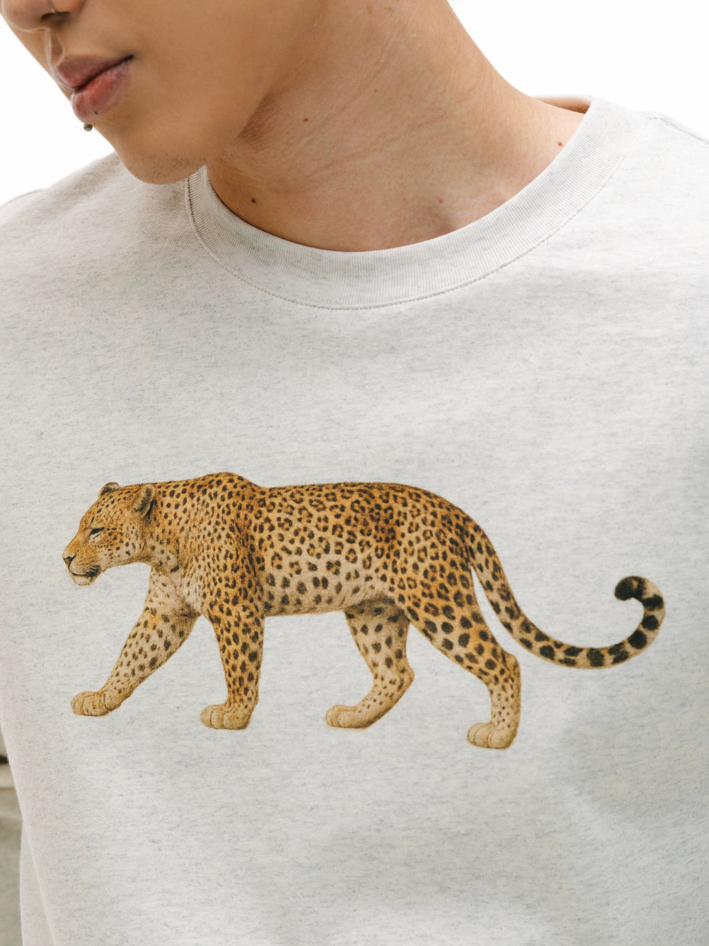 NOVACAM Vintage Fun Zoo Leopard Digital Print Long Sleeve