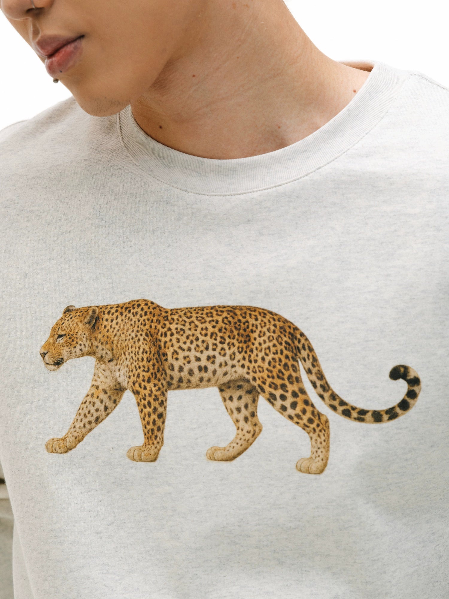 NOVACAM Vintage Fun Zoo Leopard Digital Print Long Sleeve