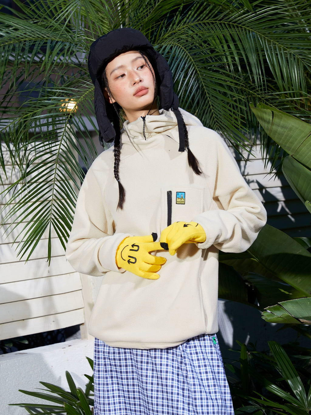 MoodLikeMe Diagonal Zipper Pocket Thermal Hooded Sweater