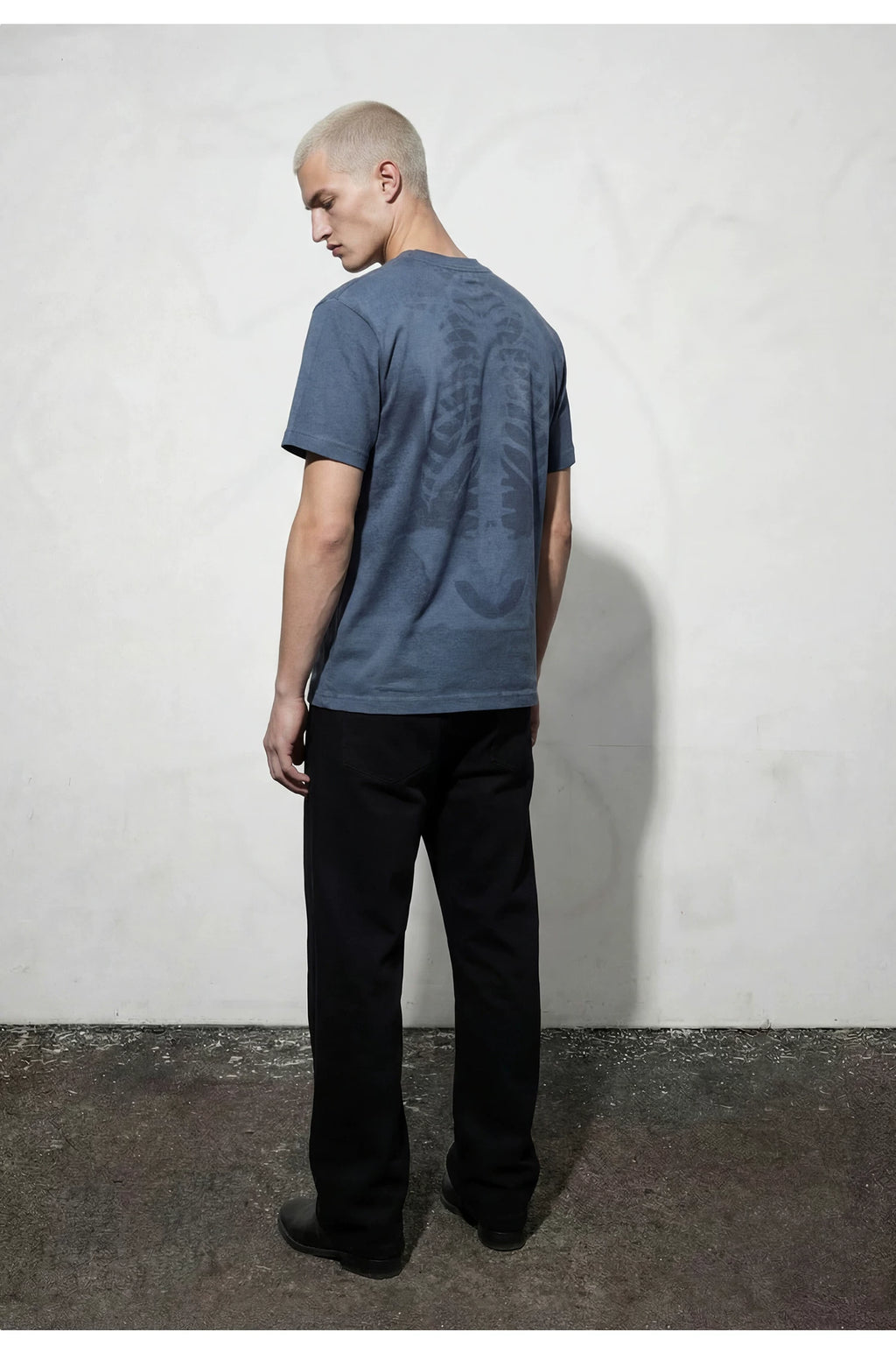 Empty Eyes Skeleton Print Casual Tee