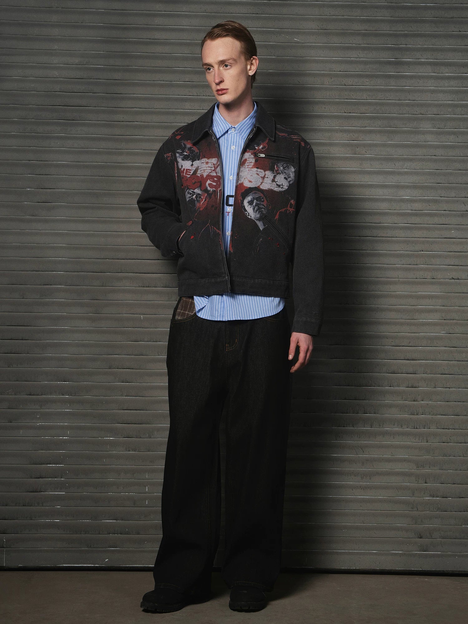 WHOOSIS Figure Print Embroidered Frayed Thin Cotton Jacket