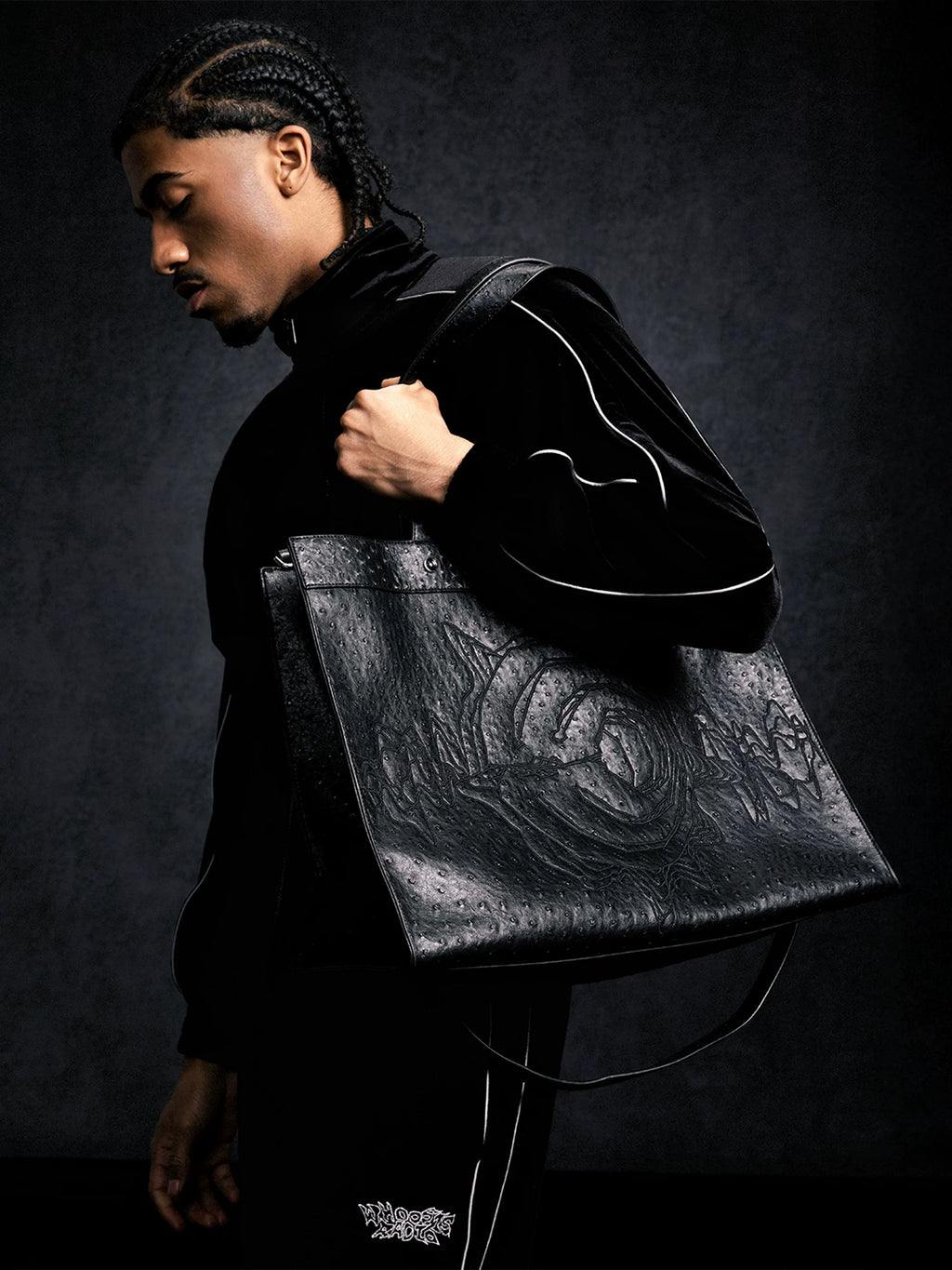 WHOOSIS Commuter and Leisure Large Capacity Handbag