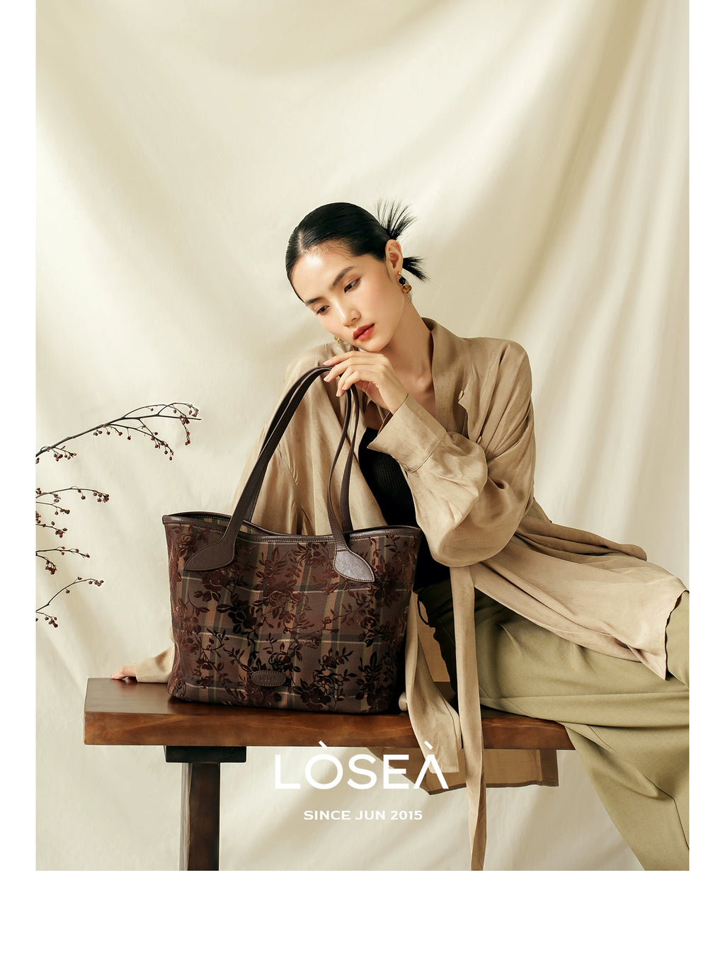 LOSEA "All Things Grow" Tie-dye flocking large-capacity tote bag