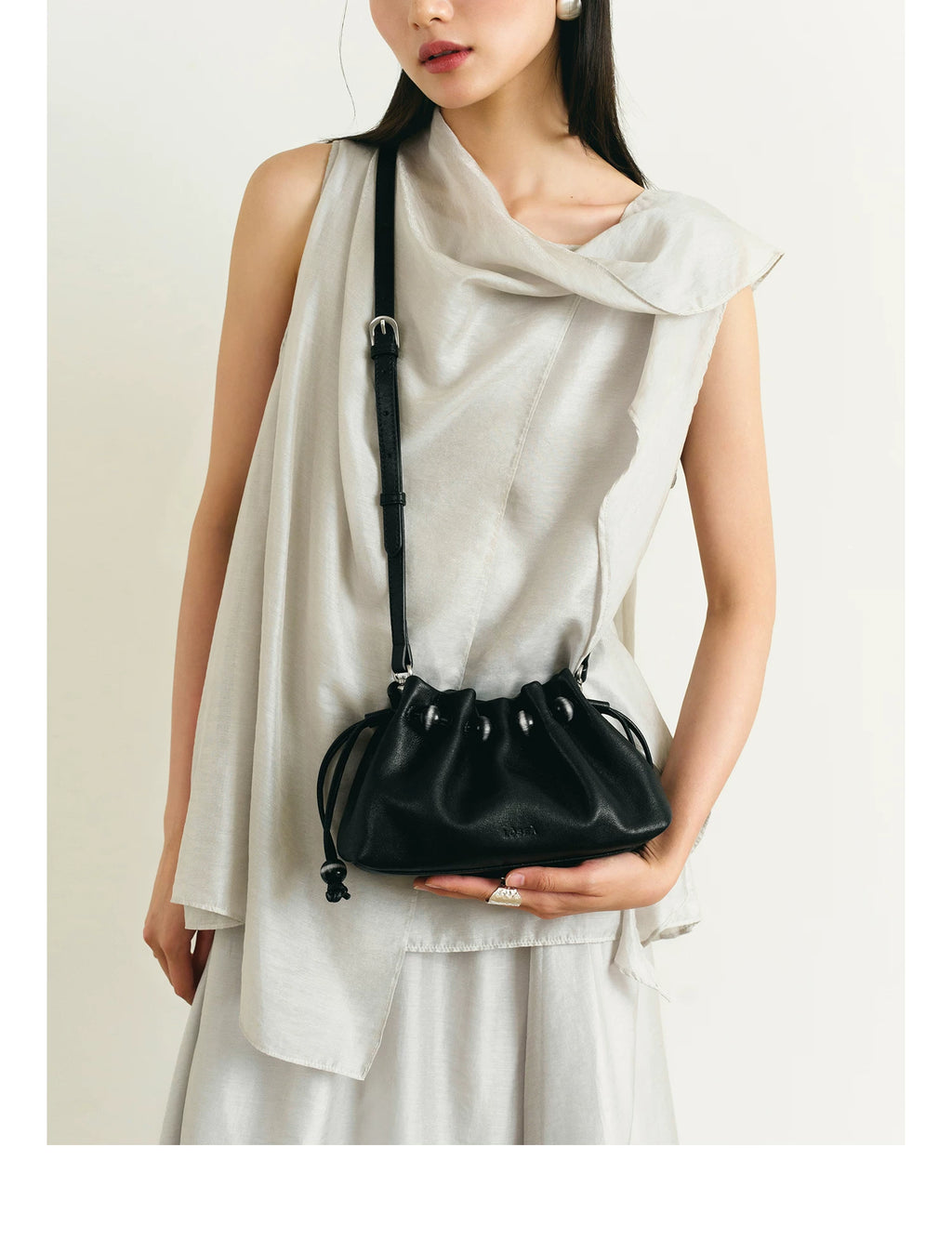 LOSEA Cowhide Strap Shoulder Messenger Bag