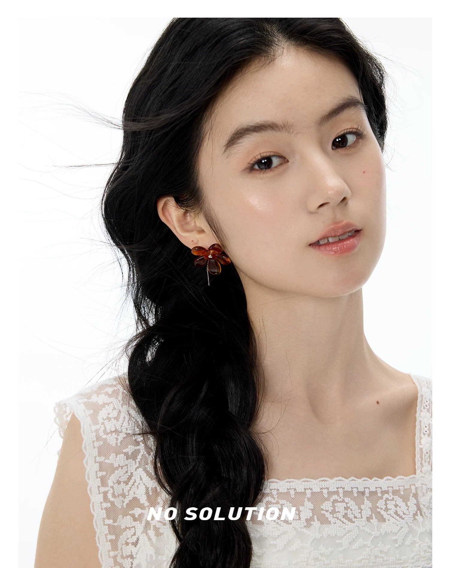 NO SOLUTION Amber Magnolia Smudge Earrings