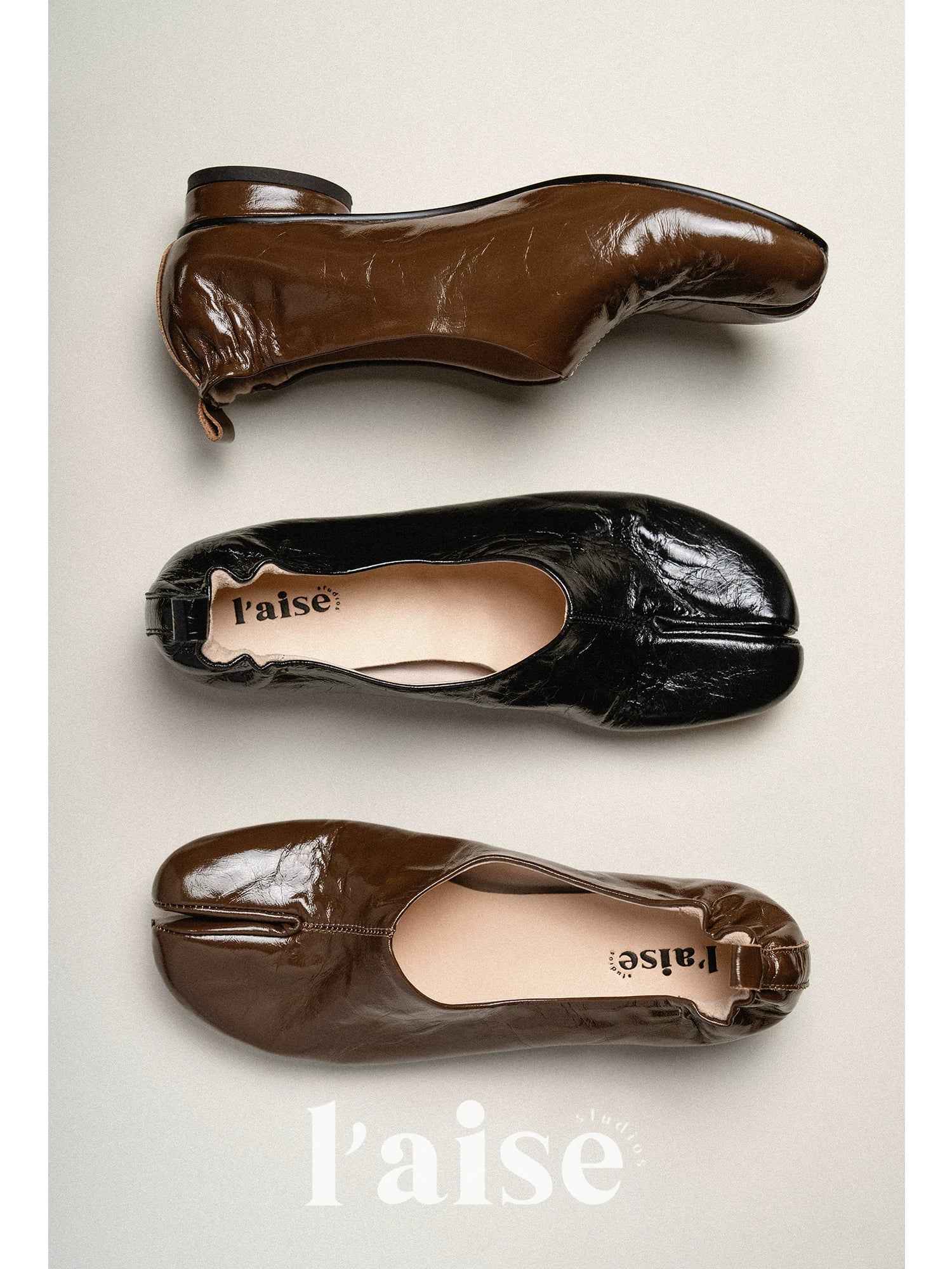 L'aise Retro Flat-toed Shoes