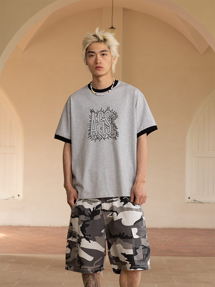 AVENUESON Explosive Font Logo Contrasting Tee