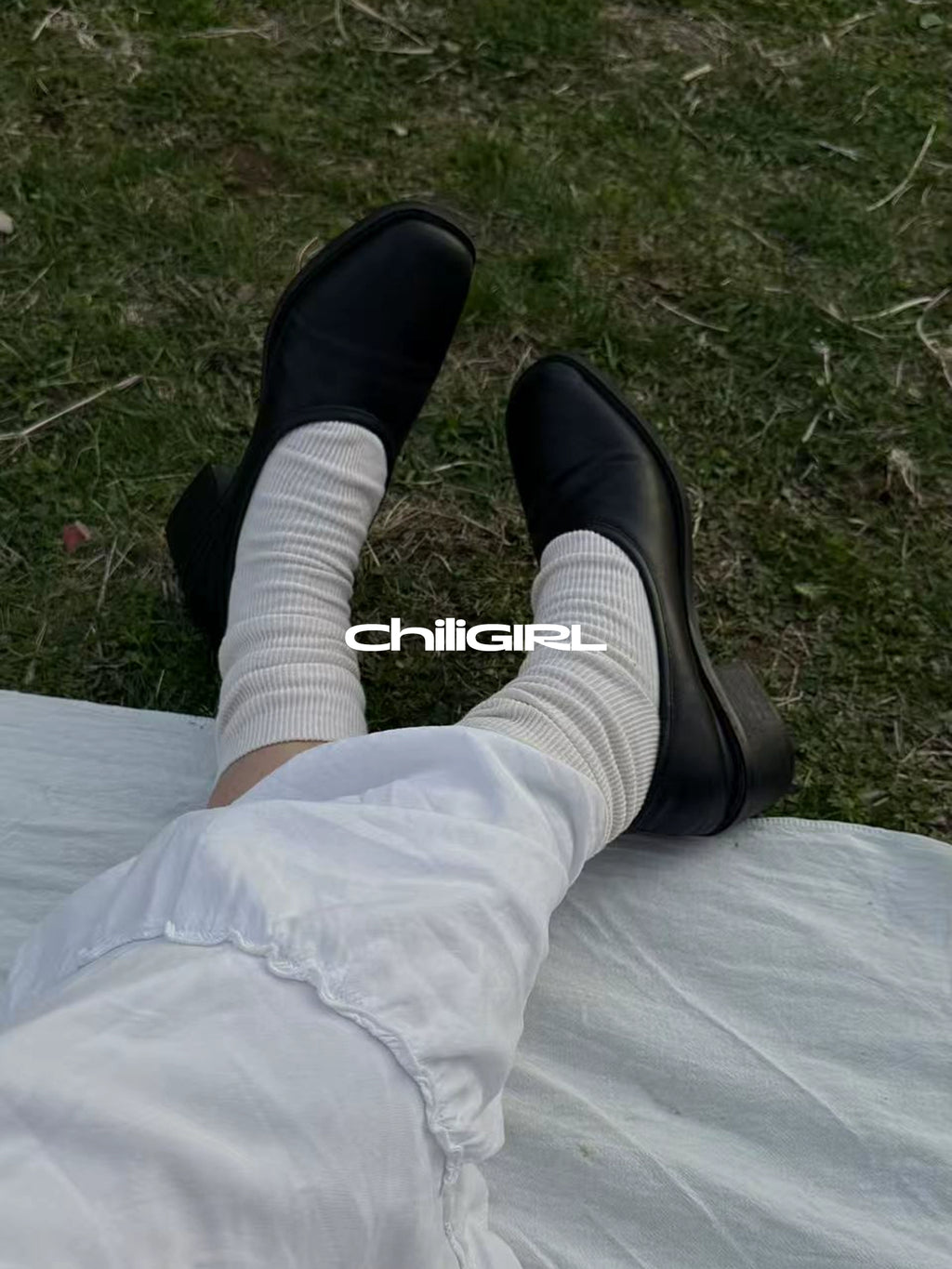 CHILIGIRL Retro Medium Heel Versatile One-pedal Shoes