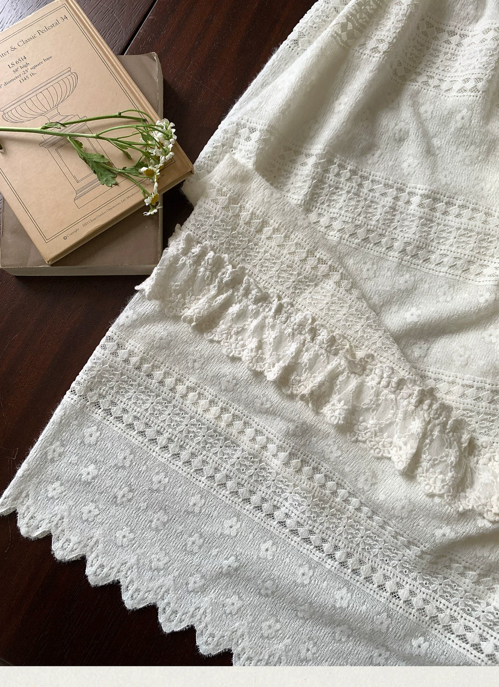 MUCHA Hollow Jacquard Skirt