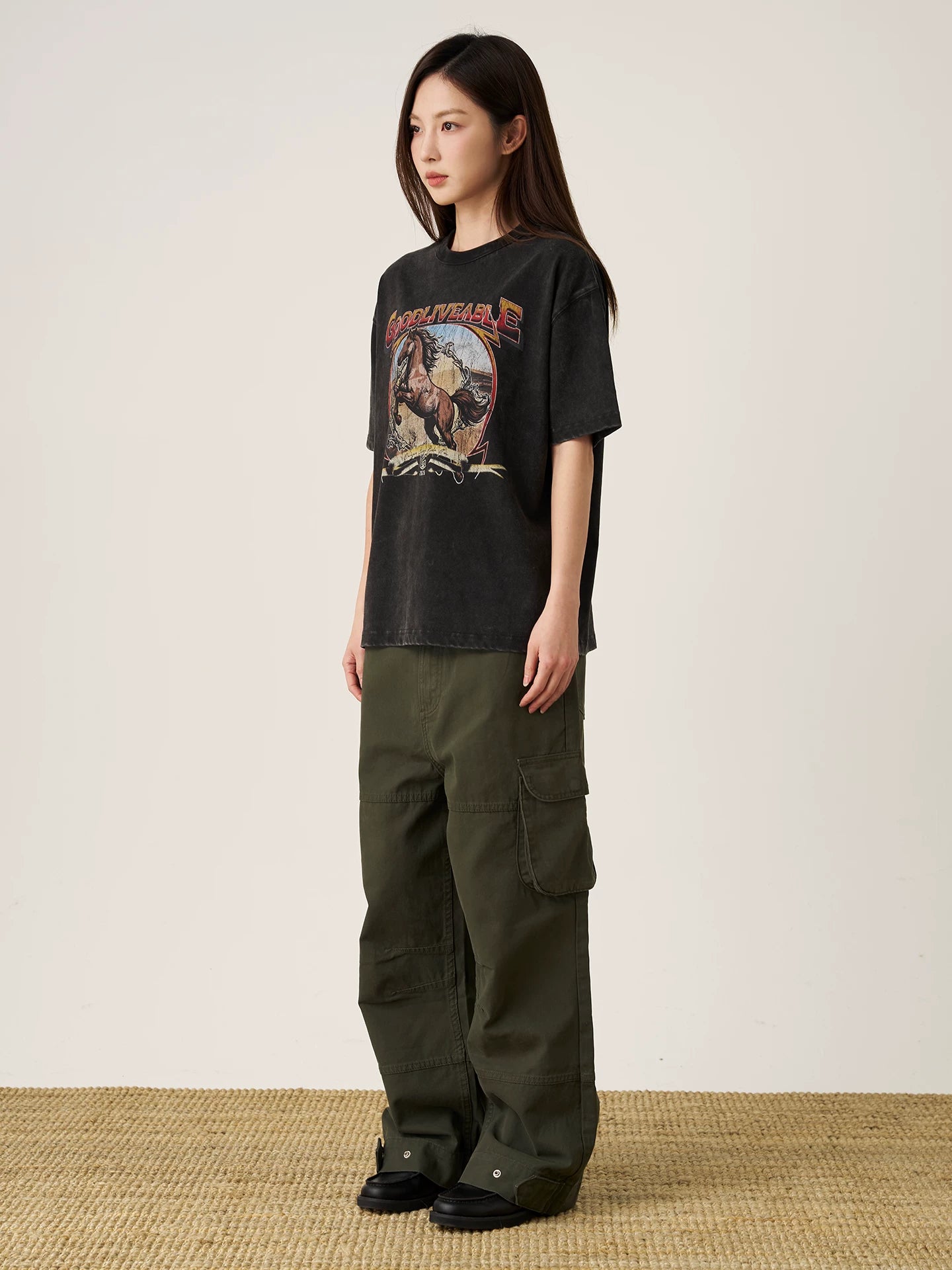 GOODLIVEABLE Retro Versatile Casual Tee