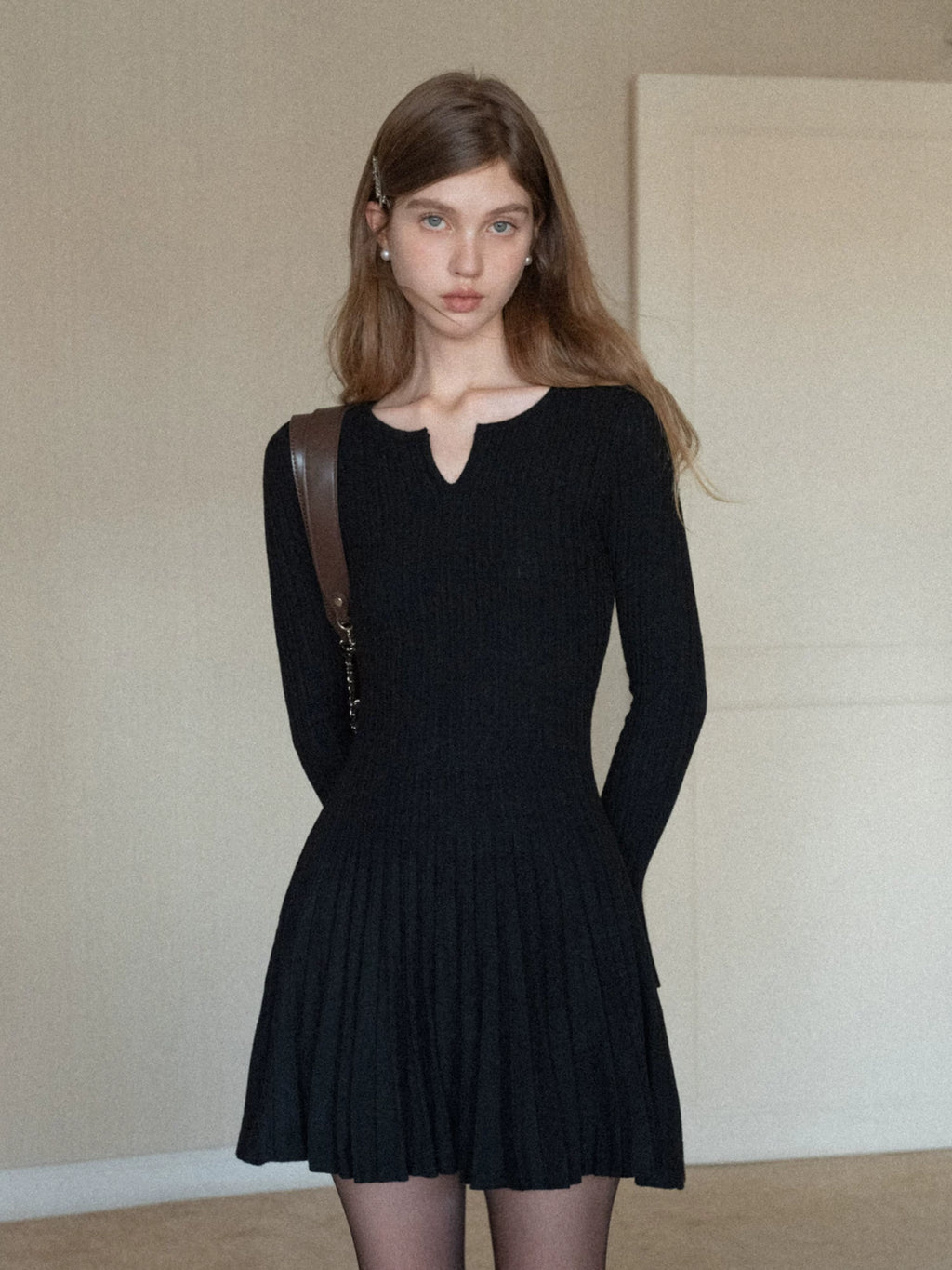 EGGKA V-neck Flared Sleeve Pit Strip Wool Dress