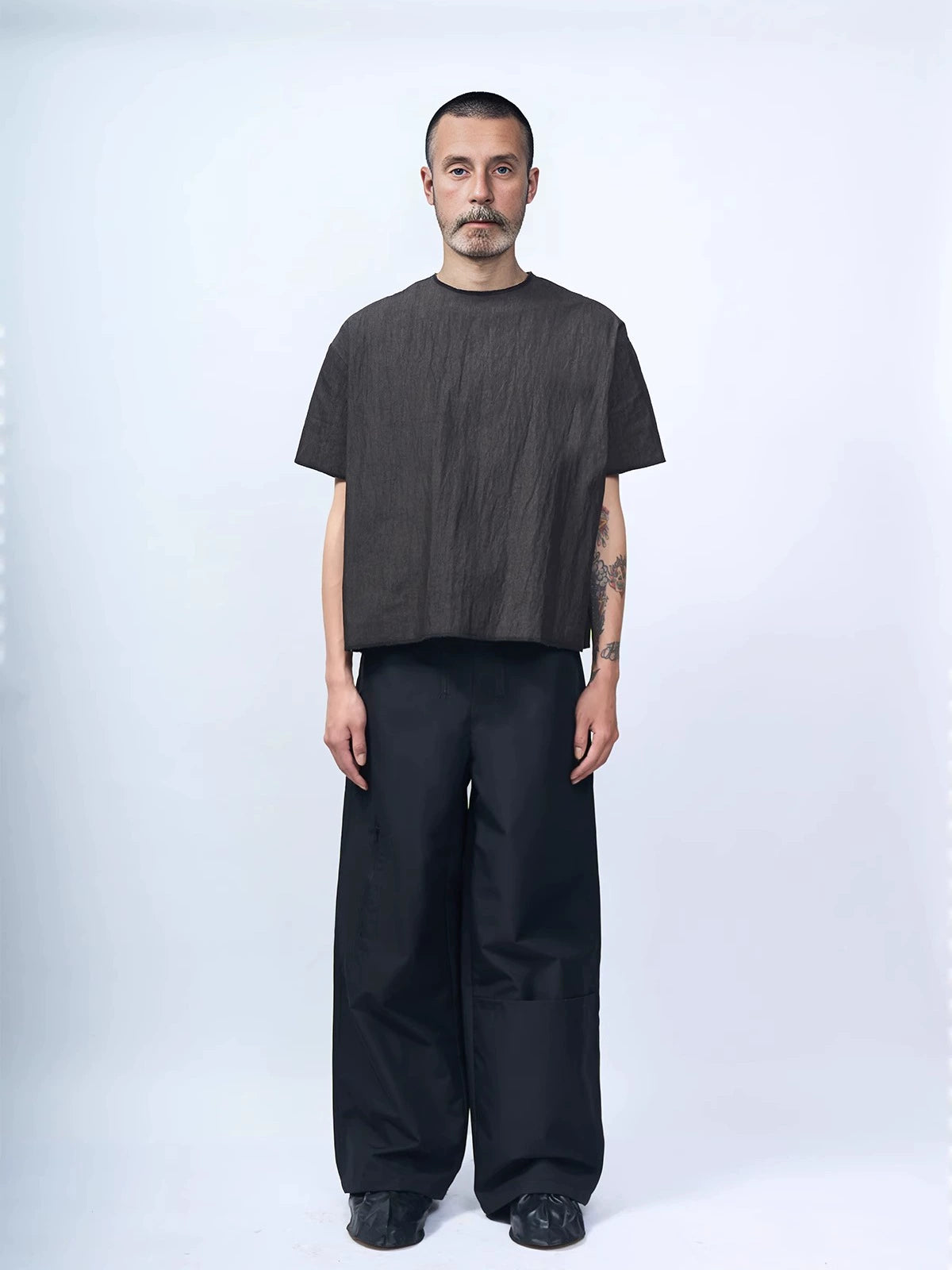 ETHEREAL PRODUCTION Texture Edge Lock Line Tee