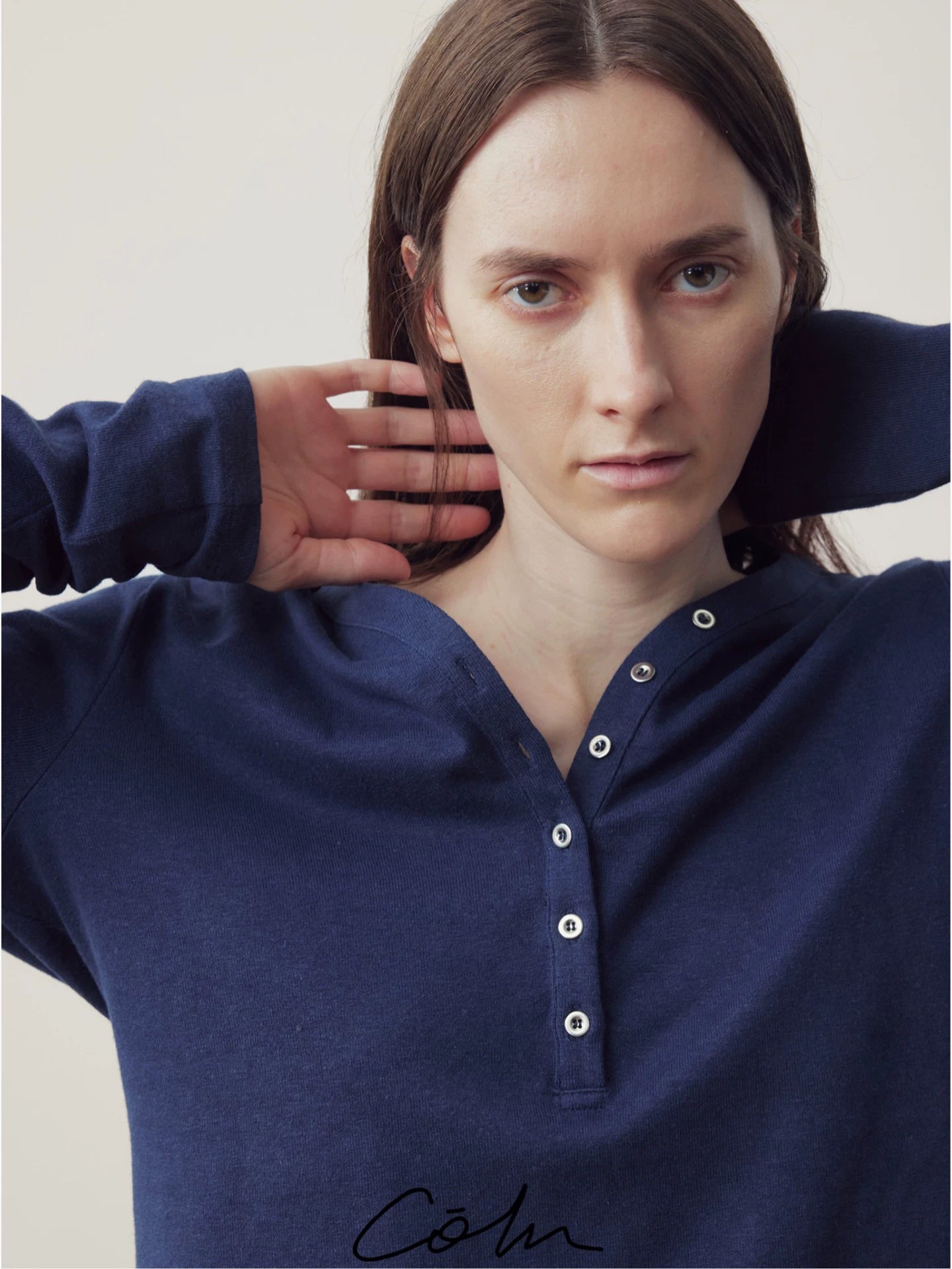 COLN V-neck Breathable Loose Casual Long Sleeves