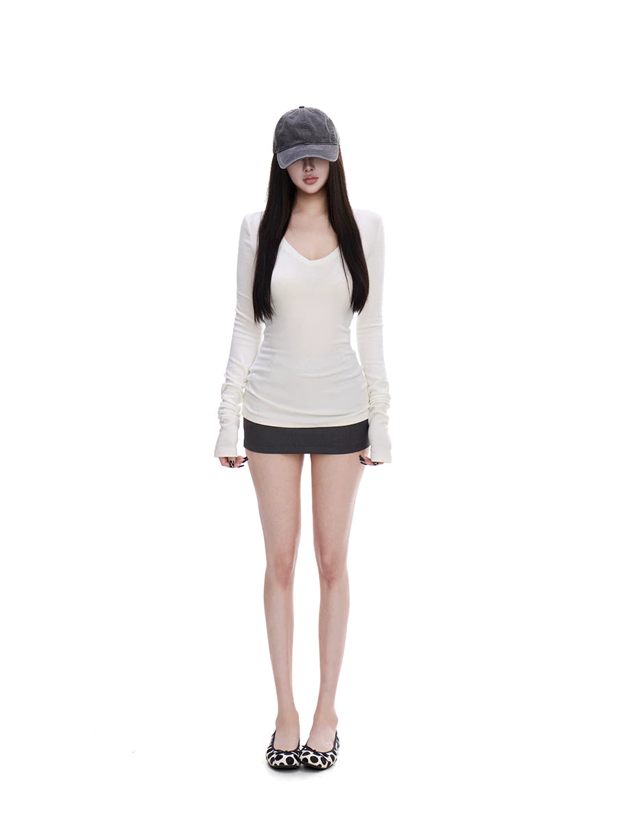 WITHMIN Slim and Thin V-neck Long Sleeves