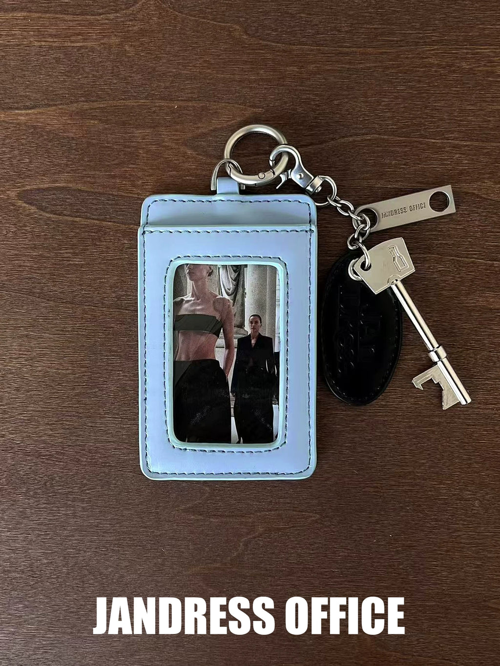 JANDRESS Oval Key Card Holder