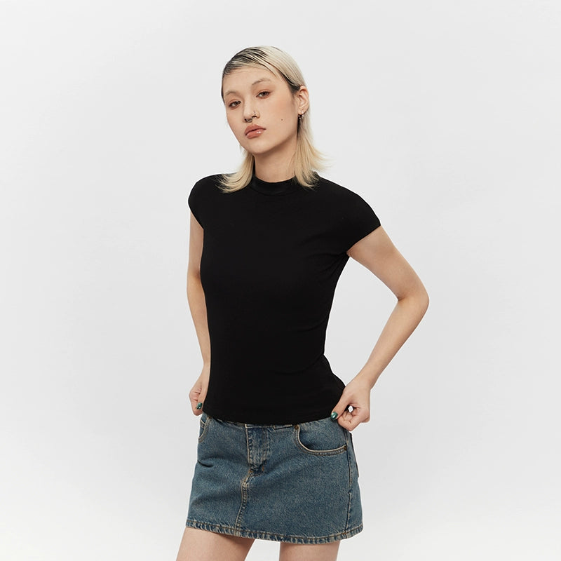 AIRHOOD Stand-up Collar Slim-fitting Semi-turtleneck Tee