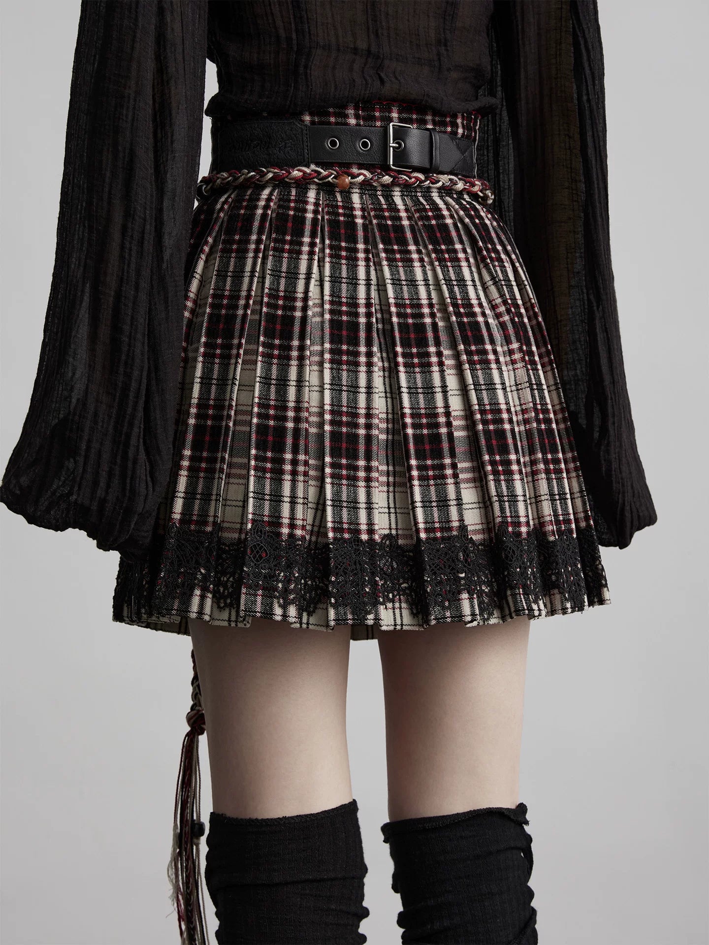 INDULGE Checked Lace Stitching Skirt