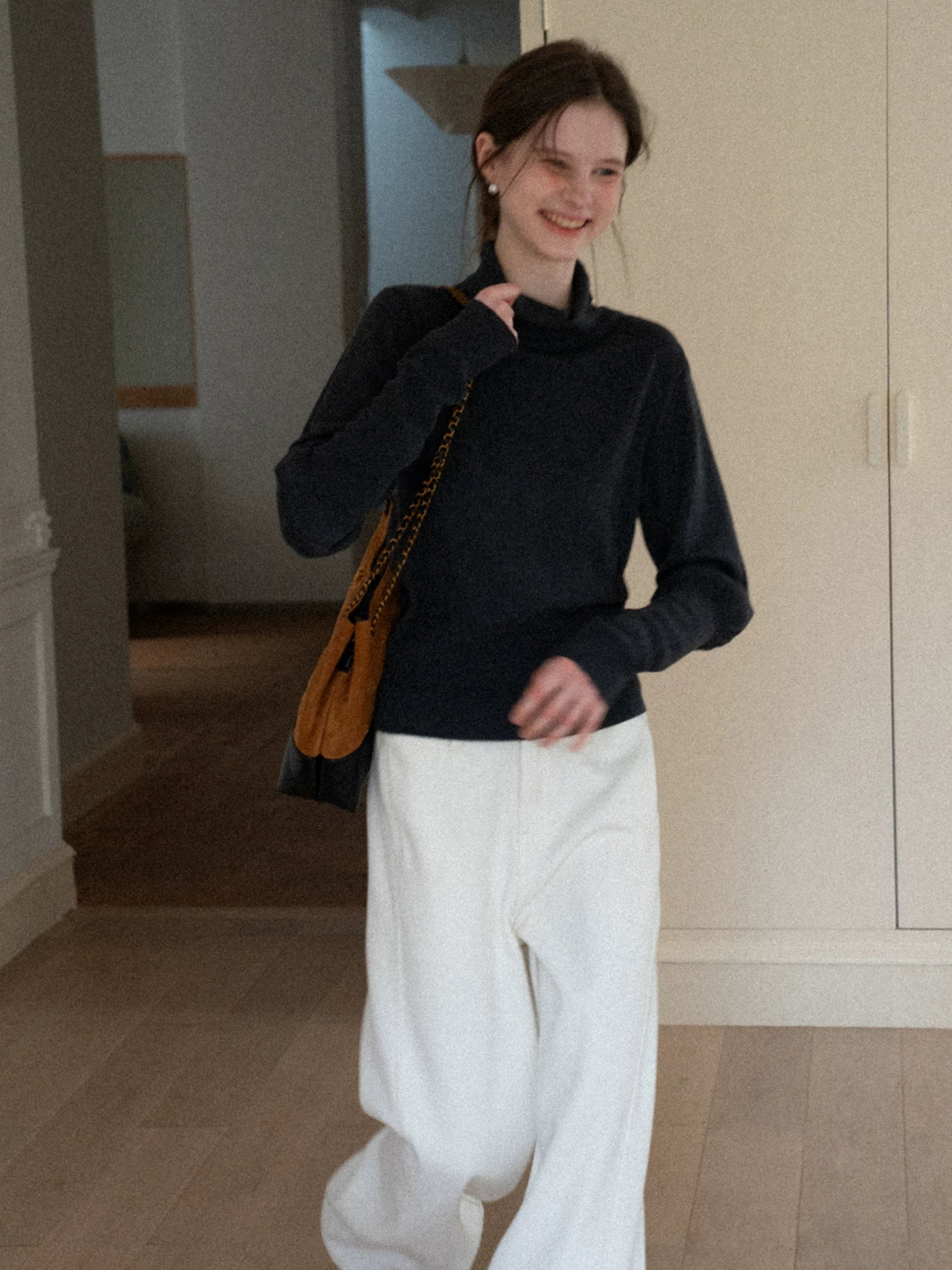 EGGKA Crew Neck Waist Wool Knitted Sweater