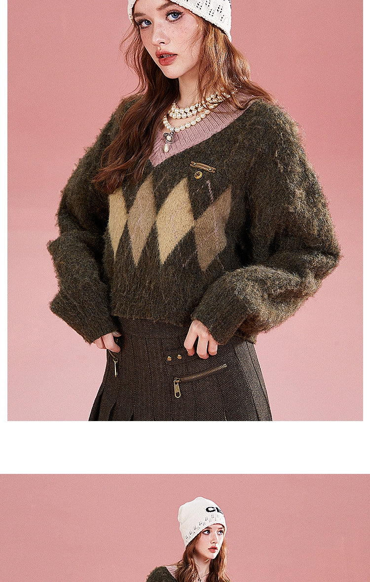 Imone Contrast Rhombus Jacquard Short V-Neck Knitted Sweater