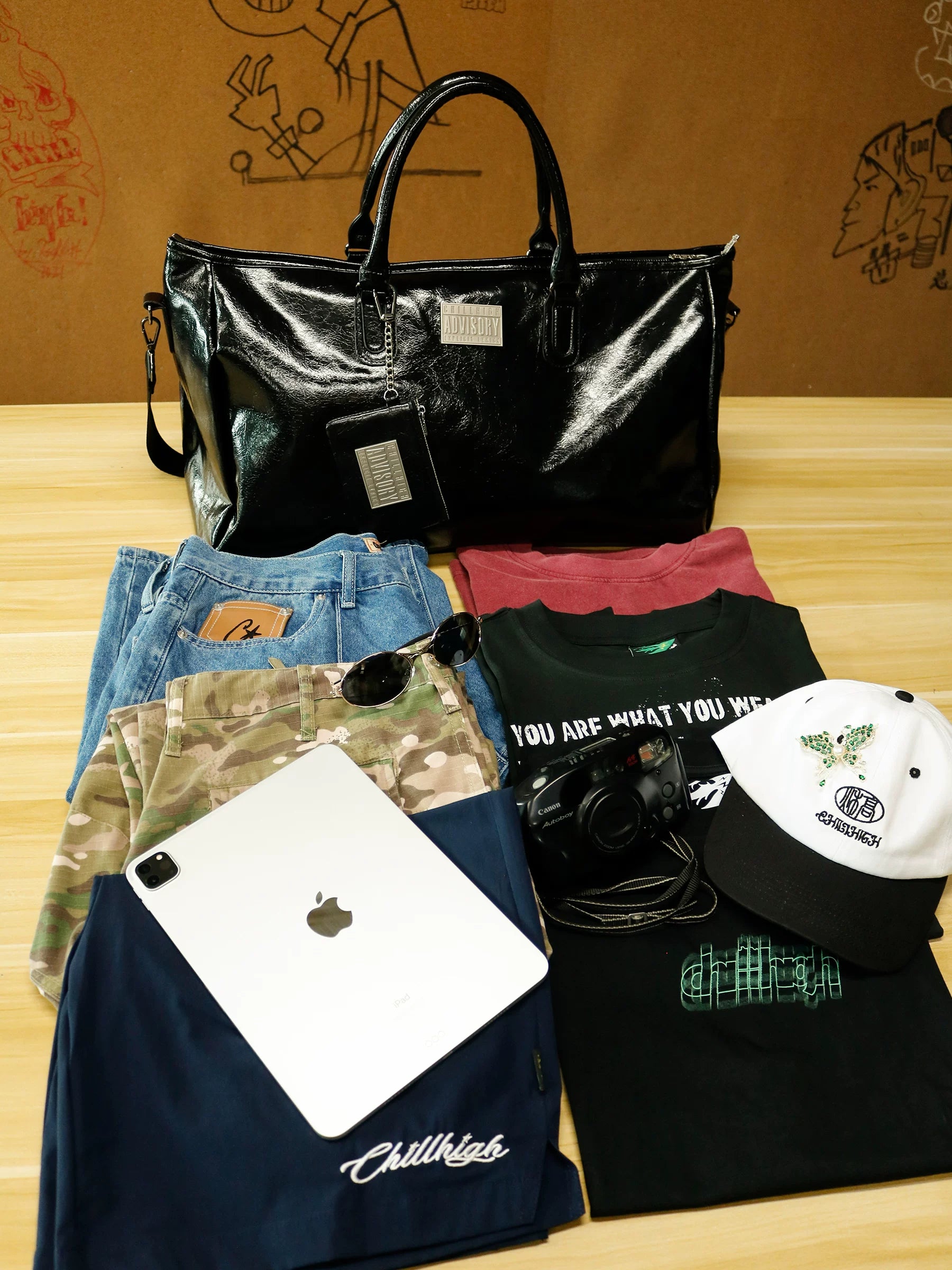 ChillHigh Simple Diagonal Hanging Portable Large-capacity Travel Bag