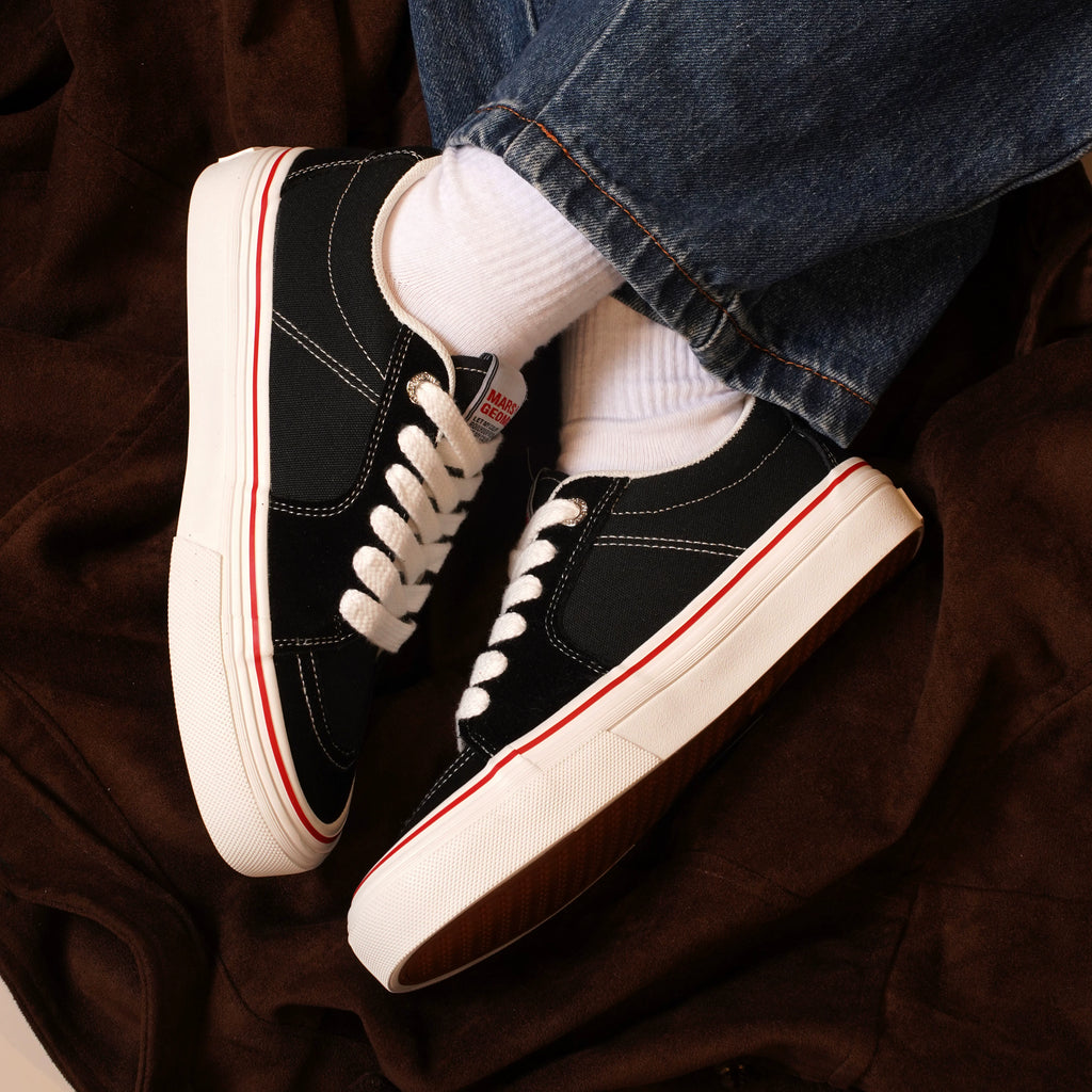 MARS GEOME Versatile Men's and Women's Low-top Spliced Board Shoes