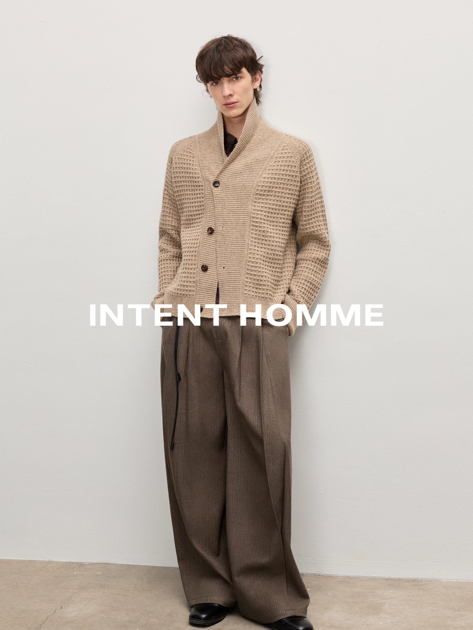 INTENT Dark Pattern Pull Structure Pleated Trousers