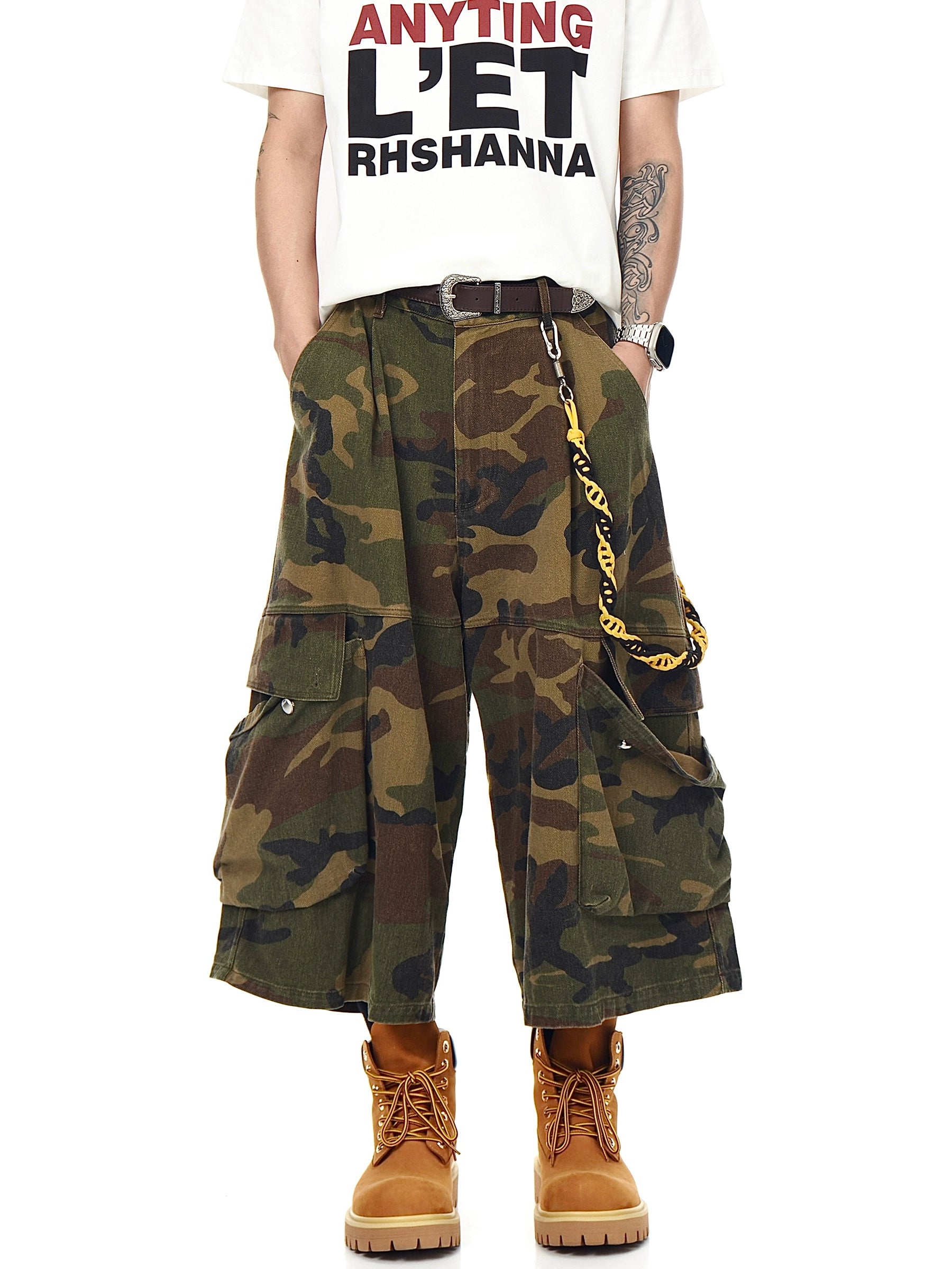 BLACKLISTS Washed Old Big Pocket Camouflage Tooling Shorts