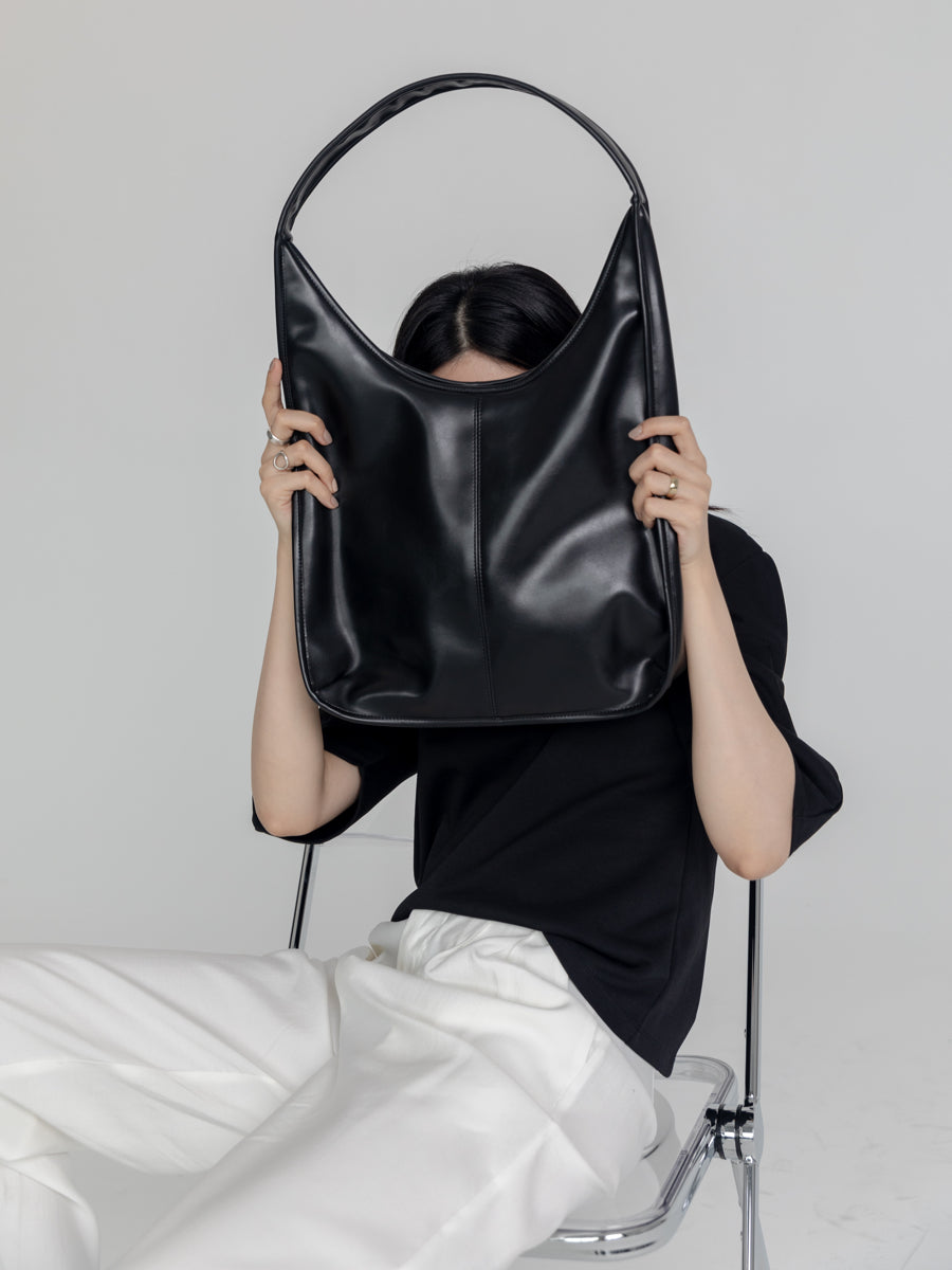 DirtySix • Black Swan Shoulder Tote Bag