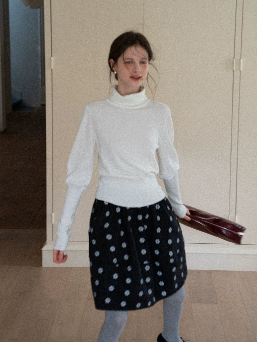 EGGKA Crew Neck Waist Wool Knitted Sweater