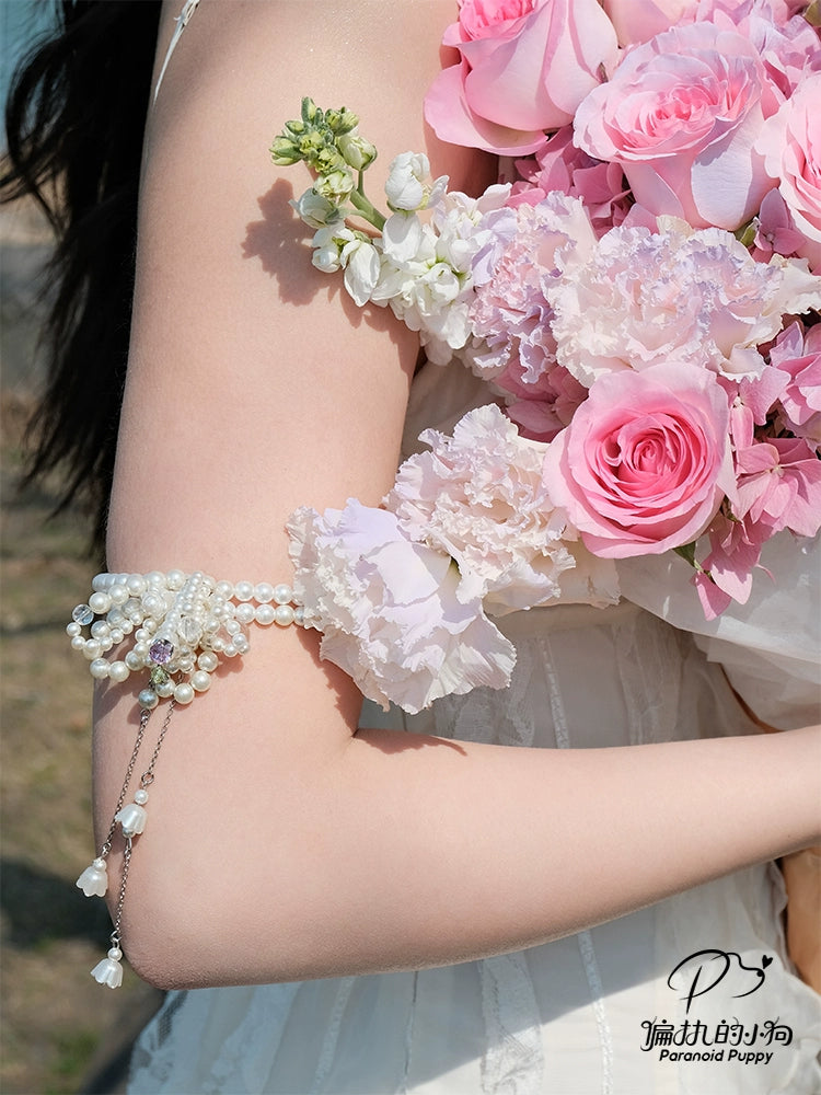 ParanoidP Pearl Flower Fringed Arm Ring
