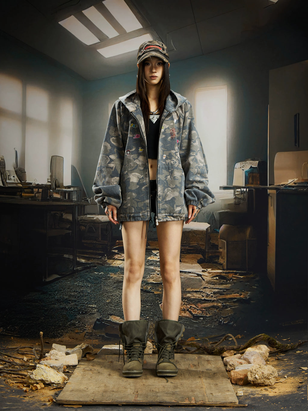 NOMANIAI Splicing Sense Retro Graffiti Camouflage Coat