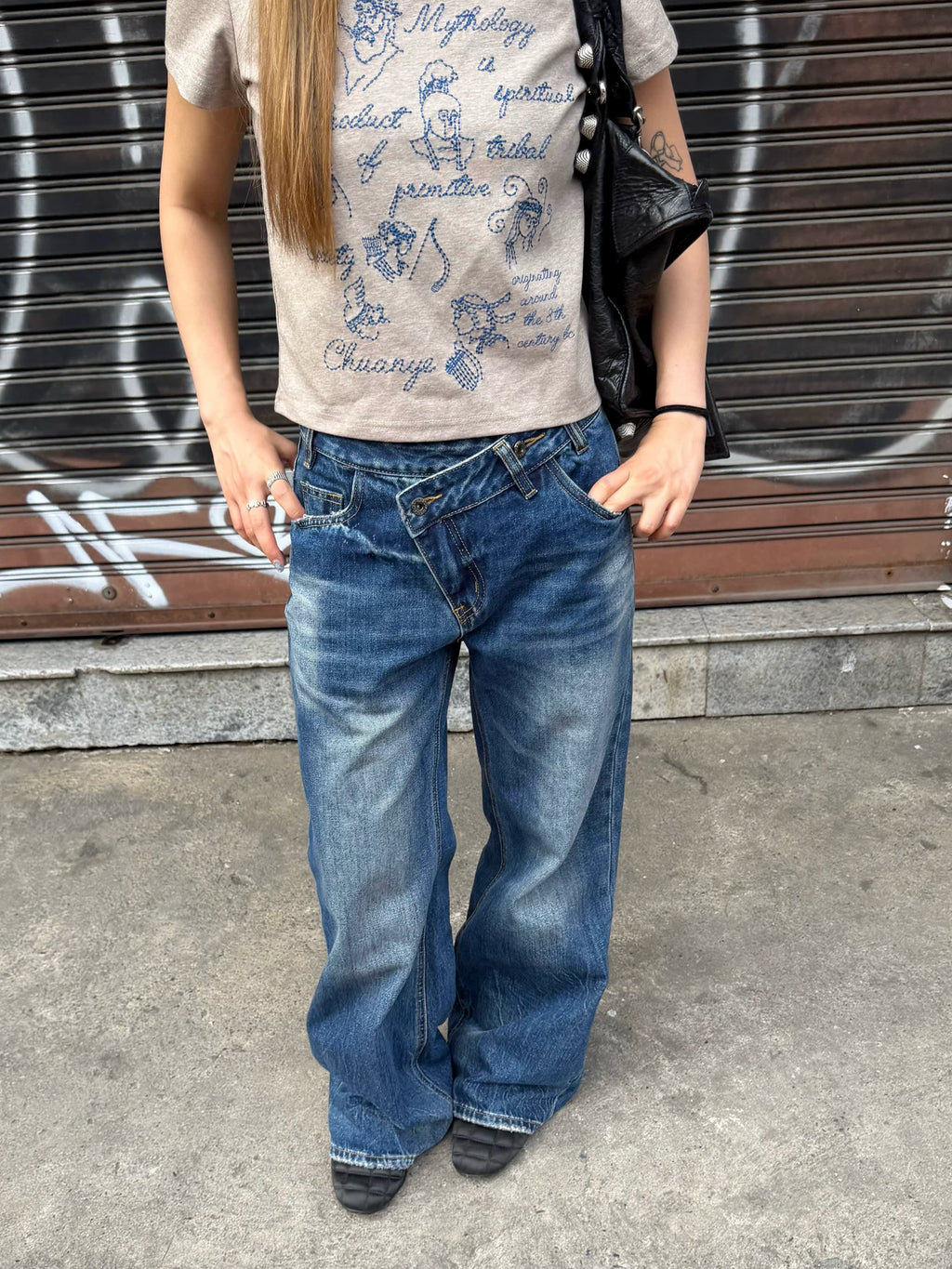 CCYE Straight Tube Medium and Low Waist Worn Old Jeans