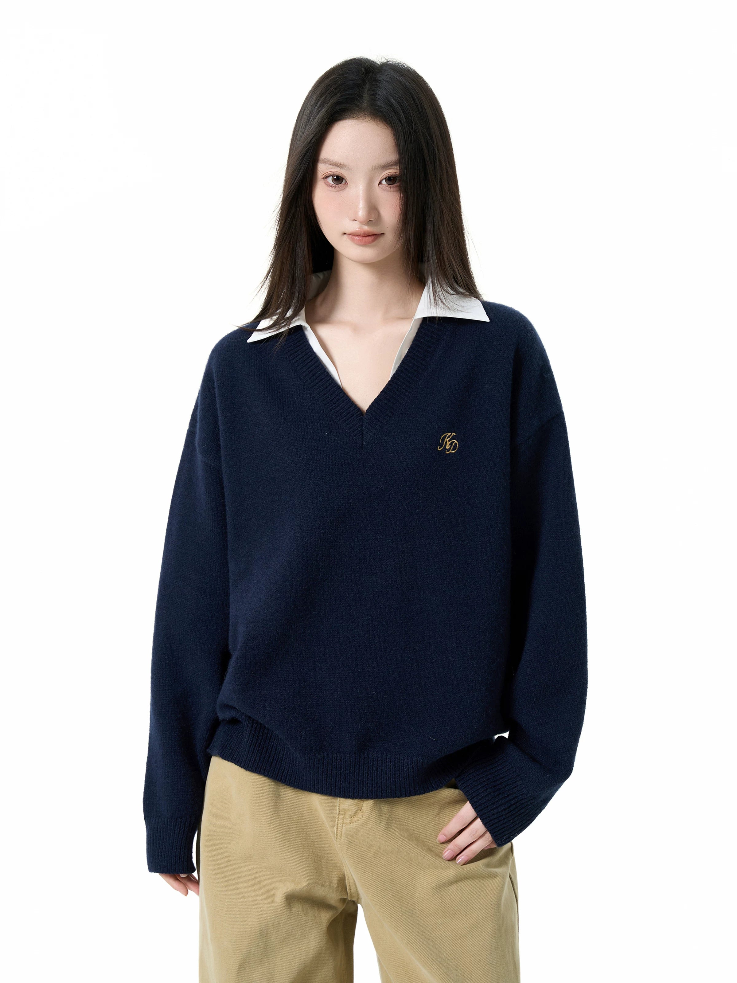 IiamX Fake Two-piece Polo Collar and Shoulder Sweater.