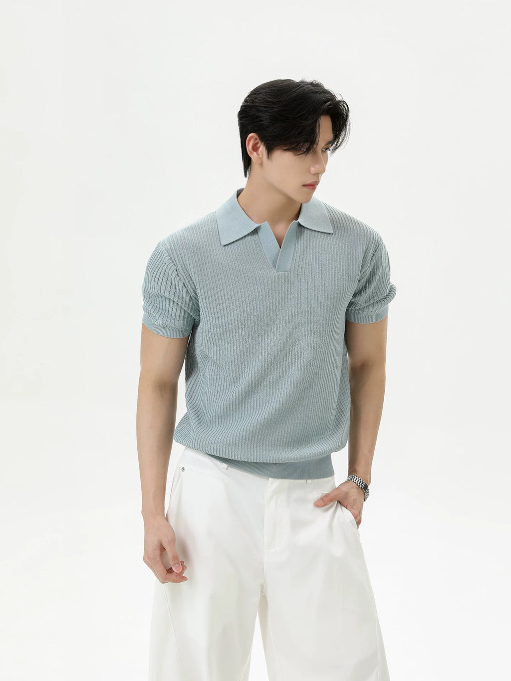 TURNTIDE V-neck Cold Silk Knitted Tee