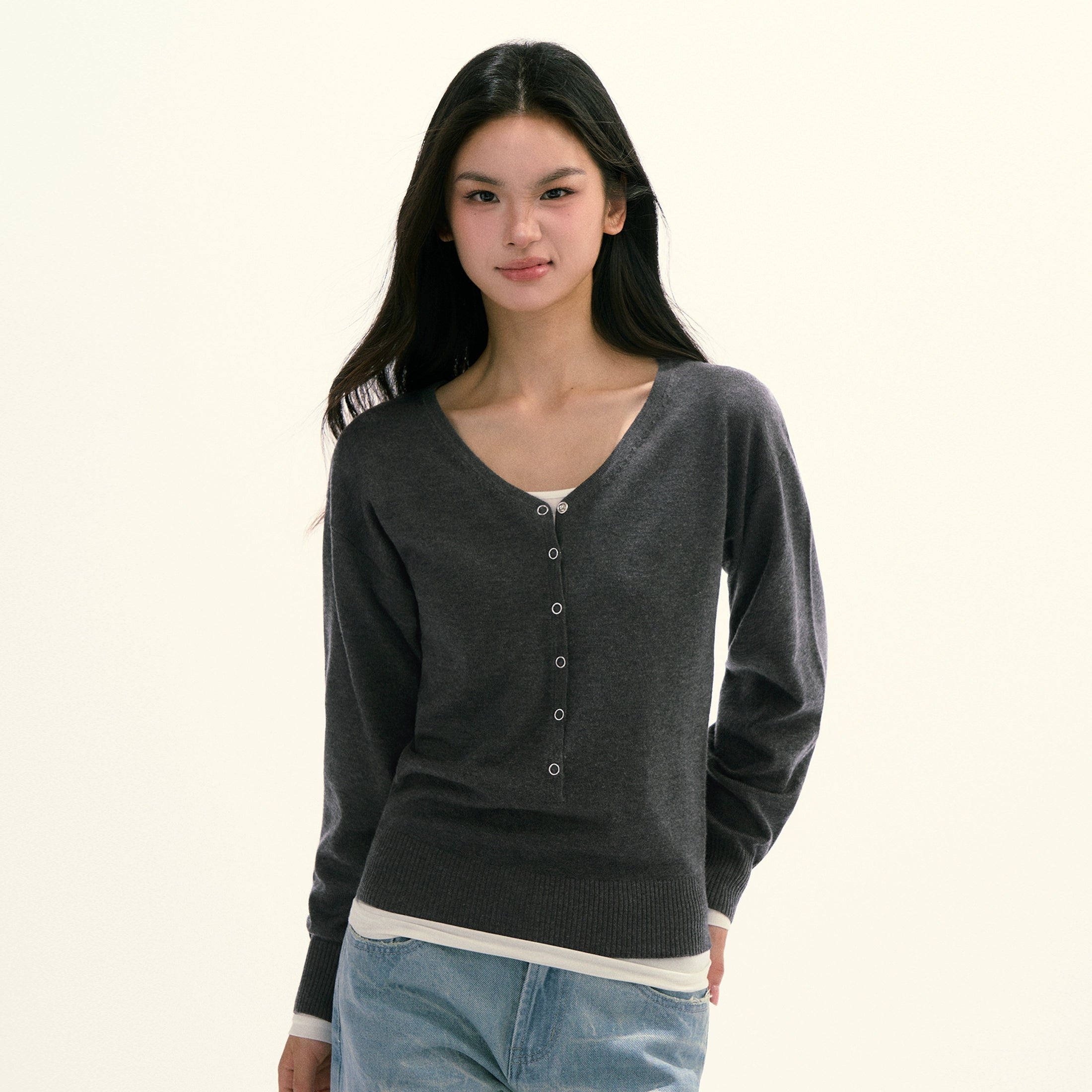 Ariseism Knitted Cardigan V-neck Cardigan