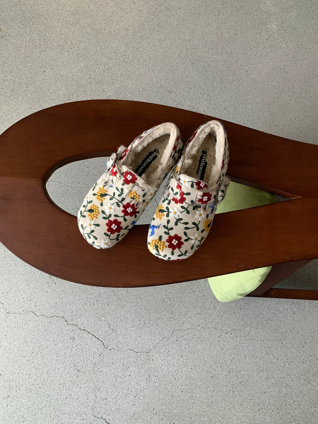 Milooey Vintage Leather Fleece Round Head Shoes