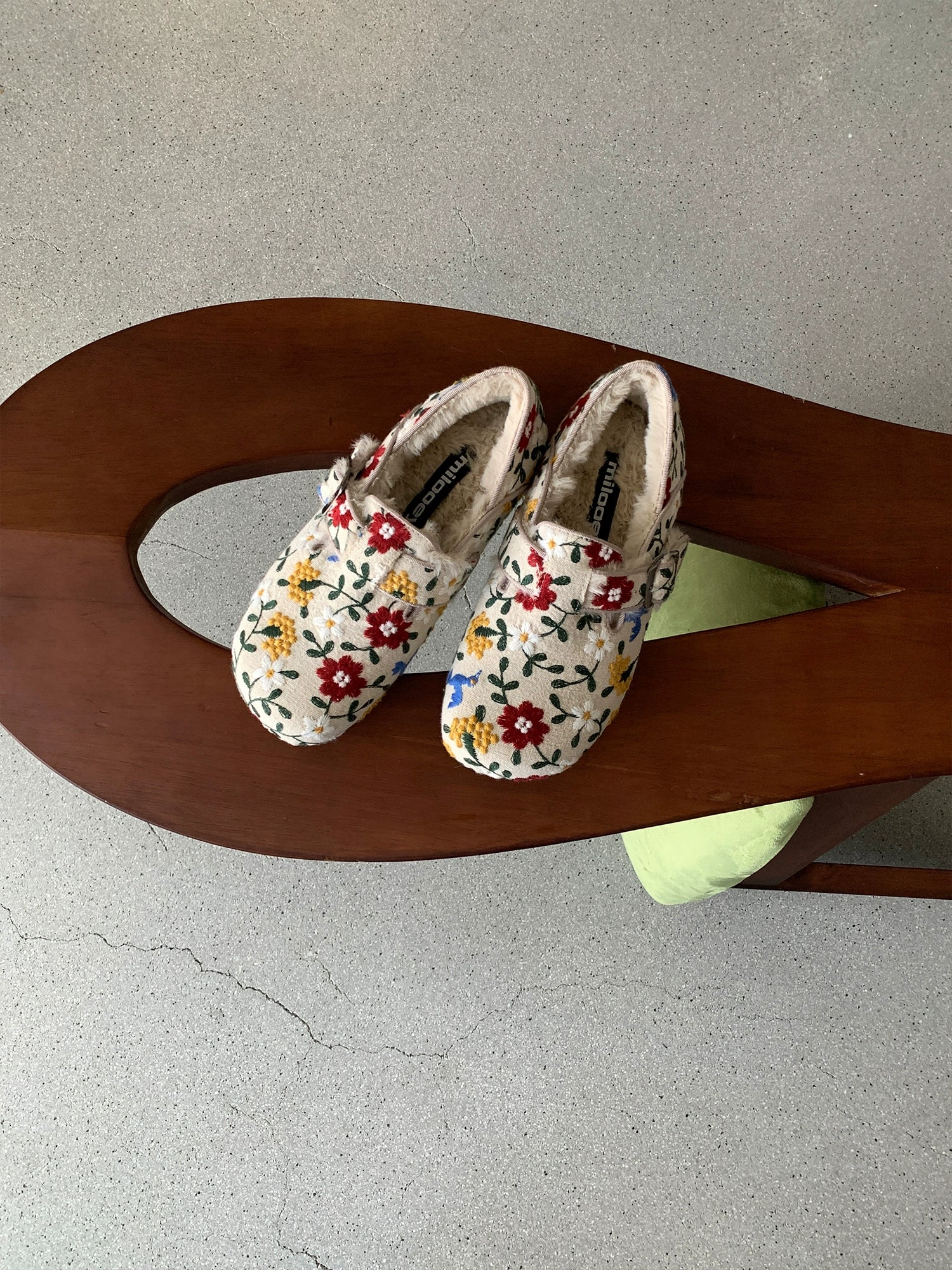 Milooey Vintage Leather Fleece Round Head Shoes