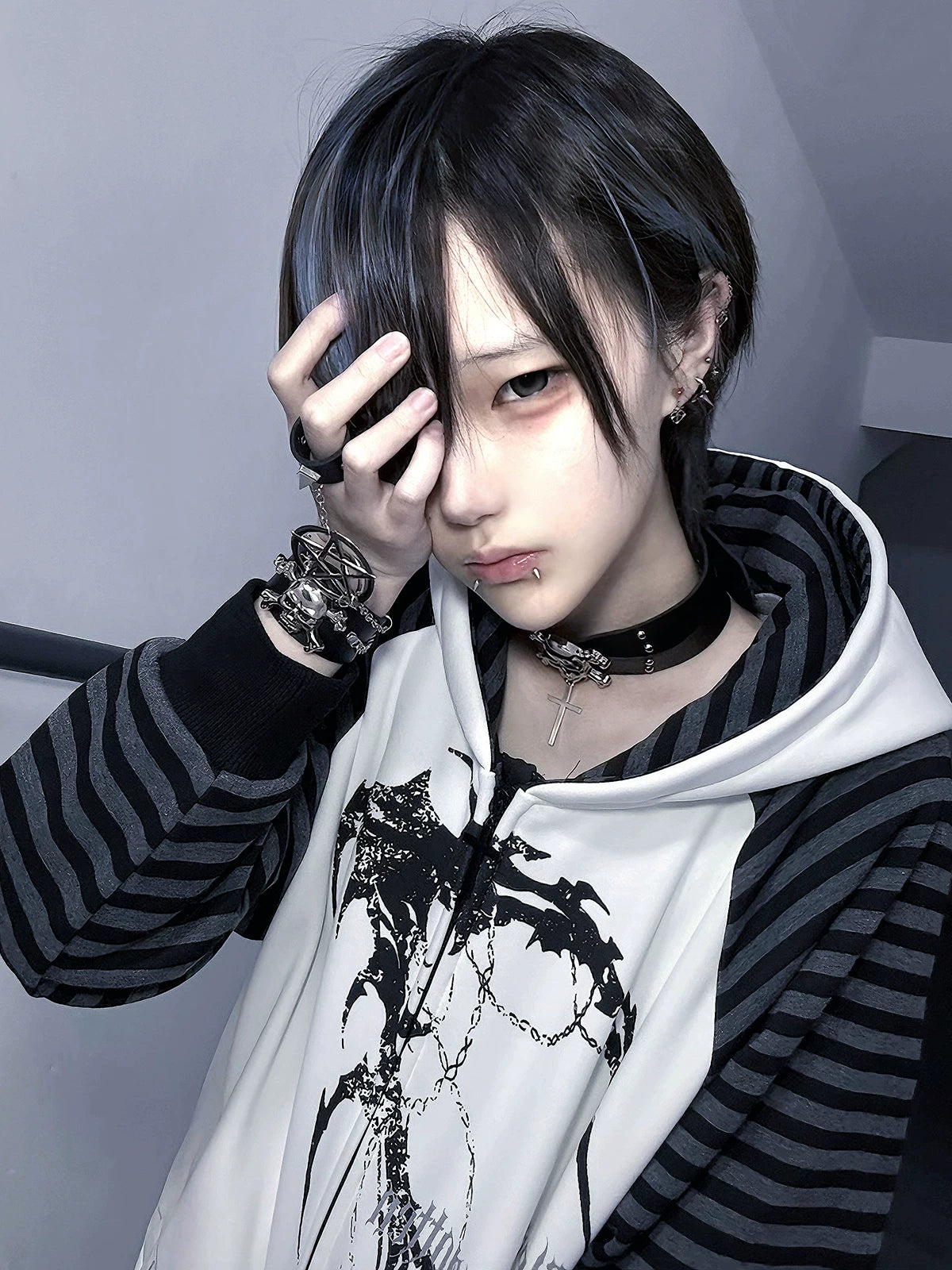 Wetbody Tattoo Print Loose Extra Thin Hooded Sweater