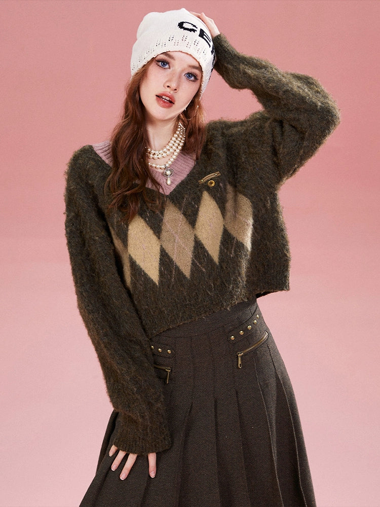 Imone Contrast Rhombus Jacquard Short V-Neck Knitted Sweater