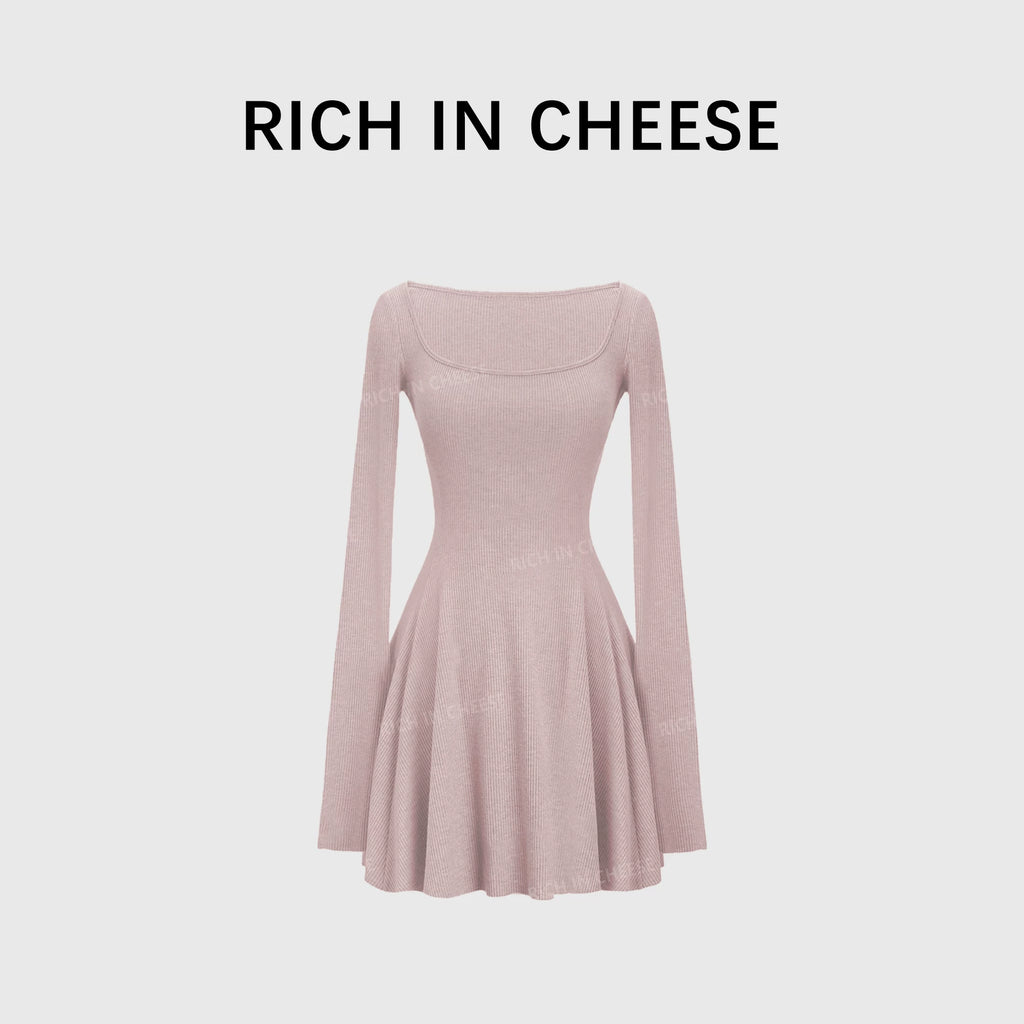 RICH IN CHEESE Knitted Waist Slim Dress
