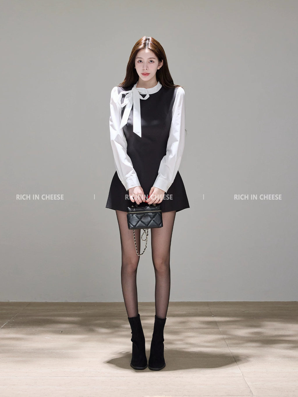RICH IN CHEESE Lace-up Fake Two-piece Contrasting Dress