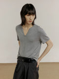 COLN Casual Slack V-neck Knitted Tee