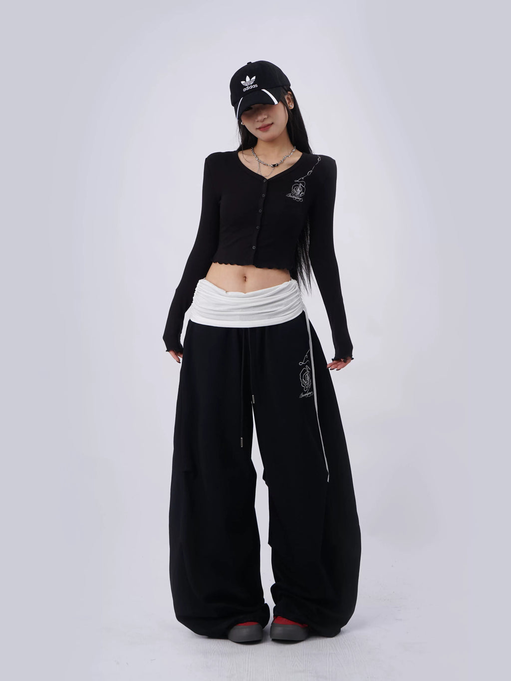 SAMUSAN Casual Rose Embroidered Sports Suit